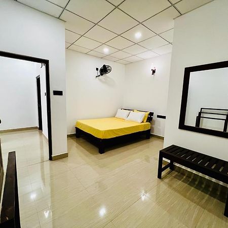 Theon Resort Anurâdhapura Extérieur photo