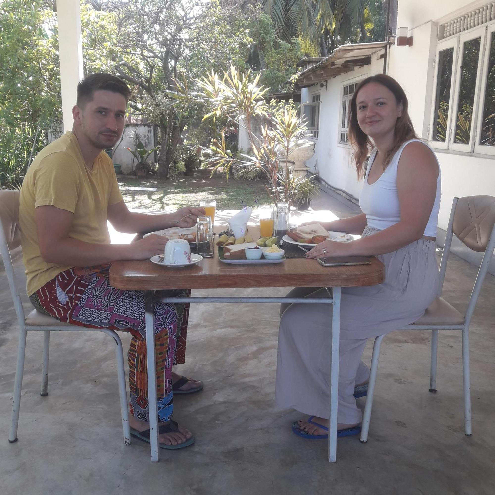 Theon Resort Anurâdhapura Extérieur photo